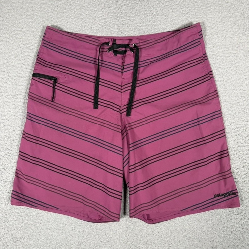 Patagonia Shorts Mens 32 Striped Wavefarer Boardshorts Swim Surf Beach Board